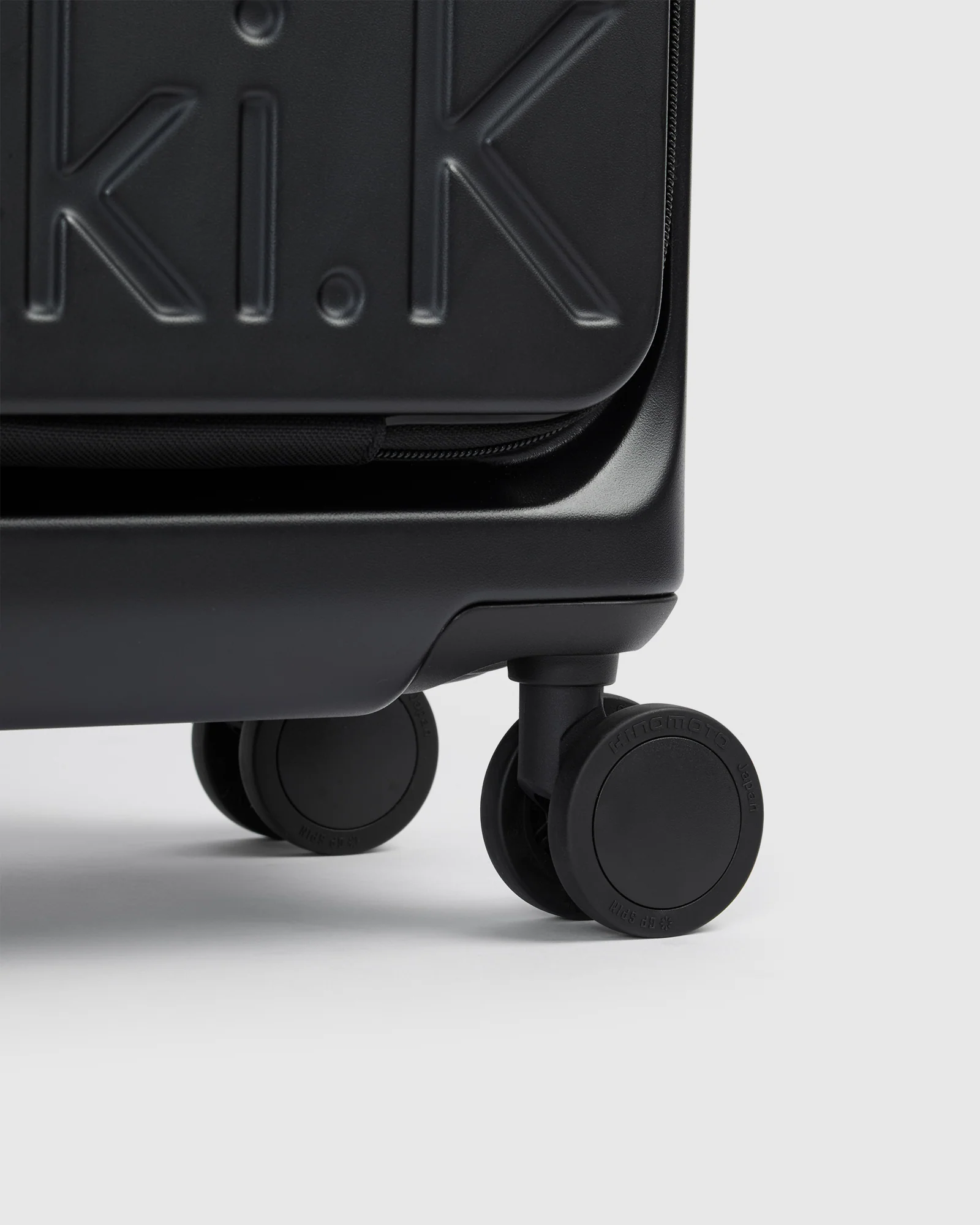 Carry-On Case Plus - Image 9